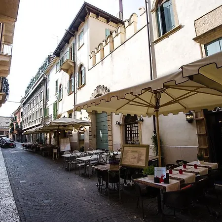 Apartment Italianflat - Arena Di